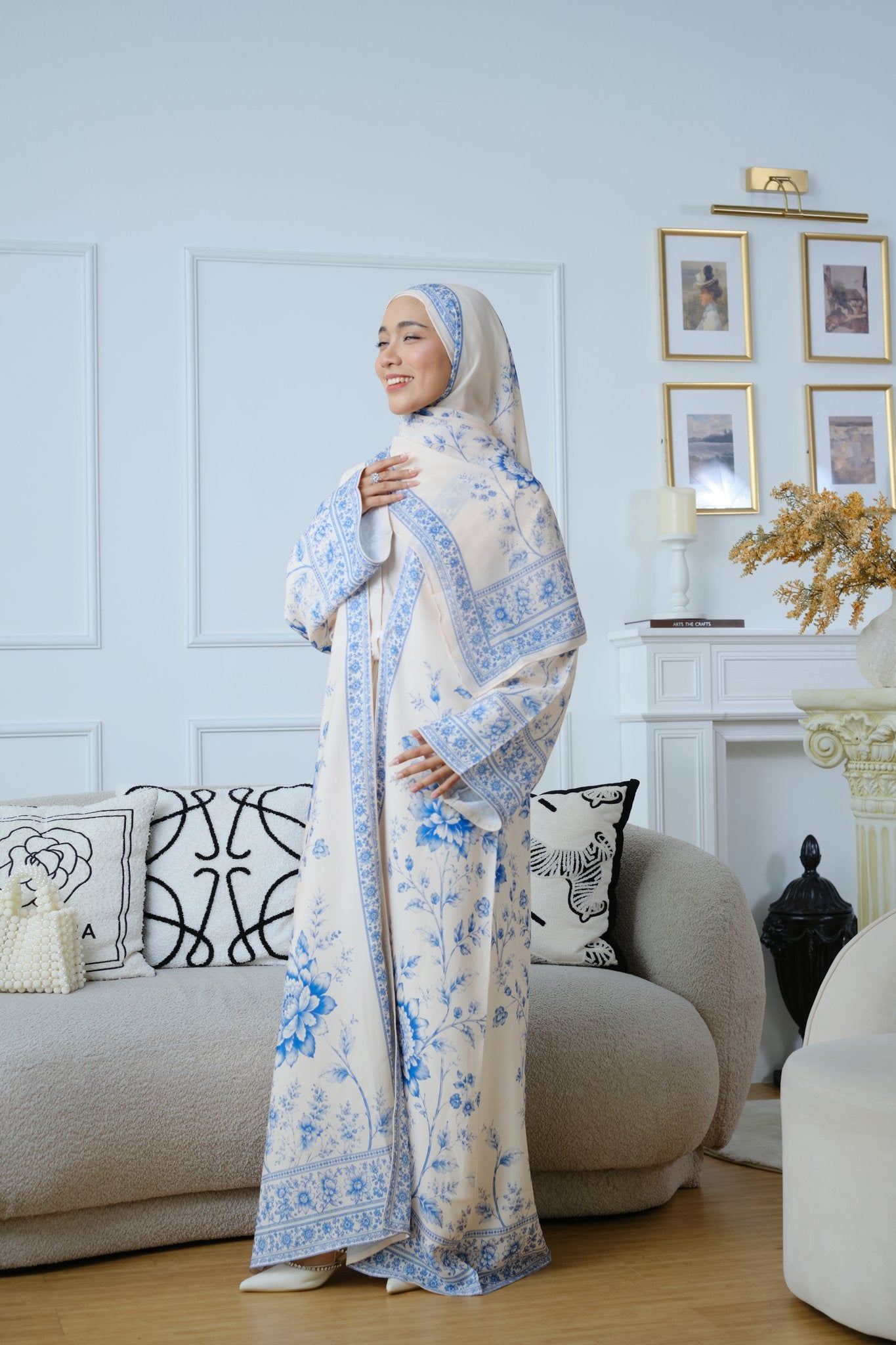 Nilofar — Printed Linen Abaya